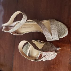 Antonio Melani Gold Shimmer Heels Size 7